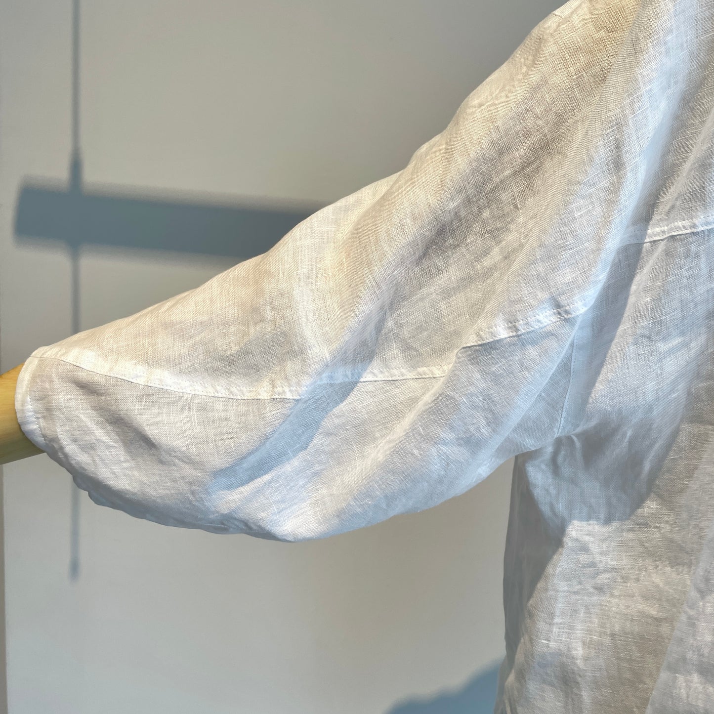yuni//60/1 Linen cocoon sleeves BL 1701BL039261