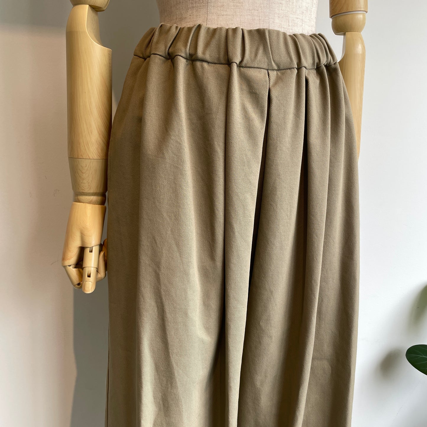 yuni//20/2強撚Cotton twill relax パンツ 1701PT005262