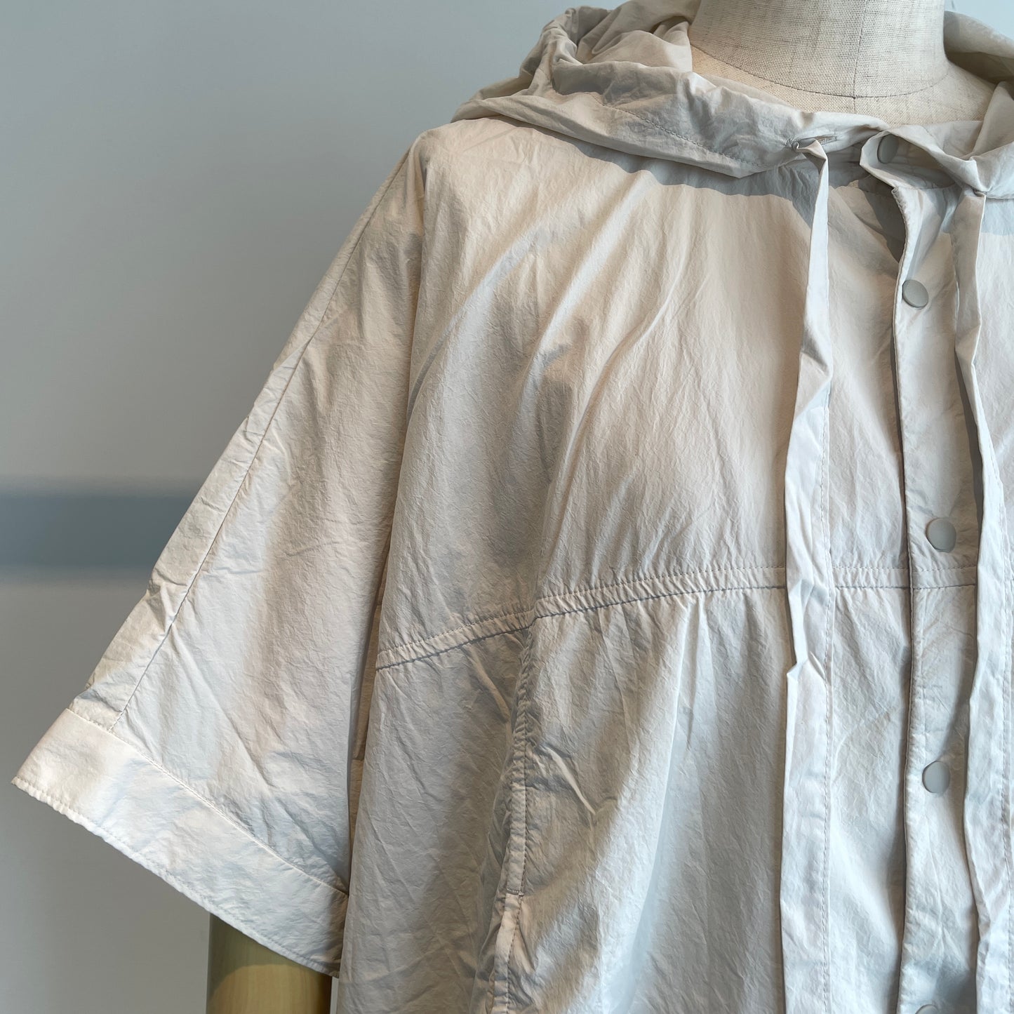 buoy buoy//45d NYLON 伊吹染め PONCHO シャツ　2701BL017261