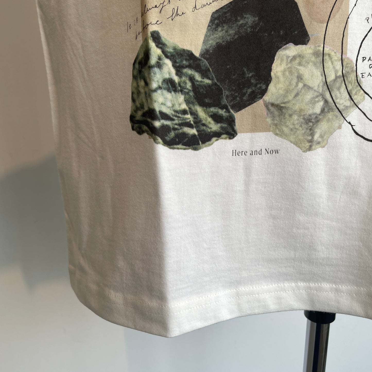Sweet Little Nothing//月と鉱石　半袖Tシャツ