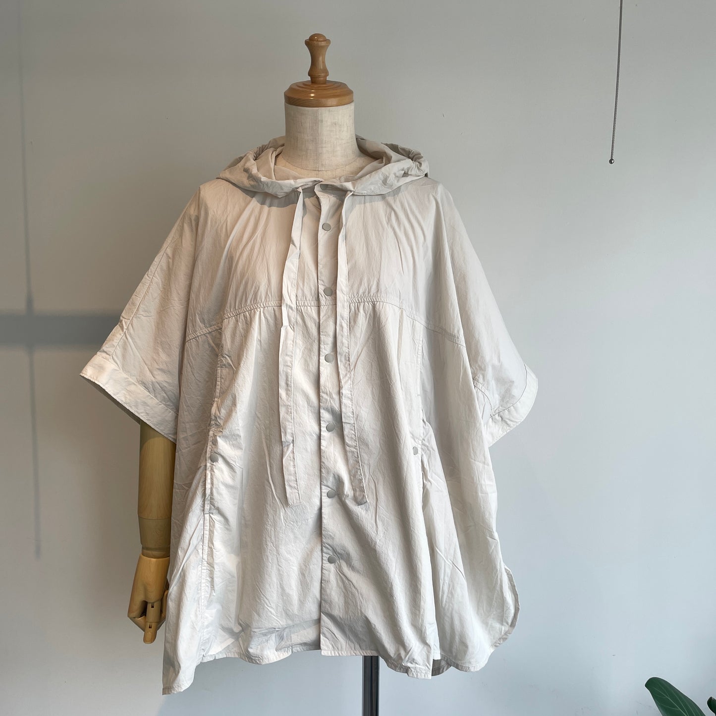 buoy buoy//45d NYLON 伊吹染め PONCHO シャツ　2701BL017261