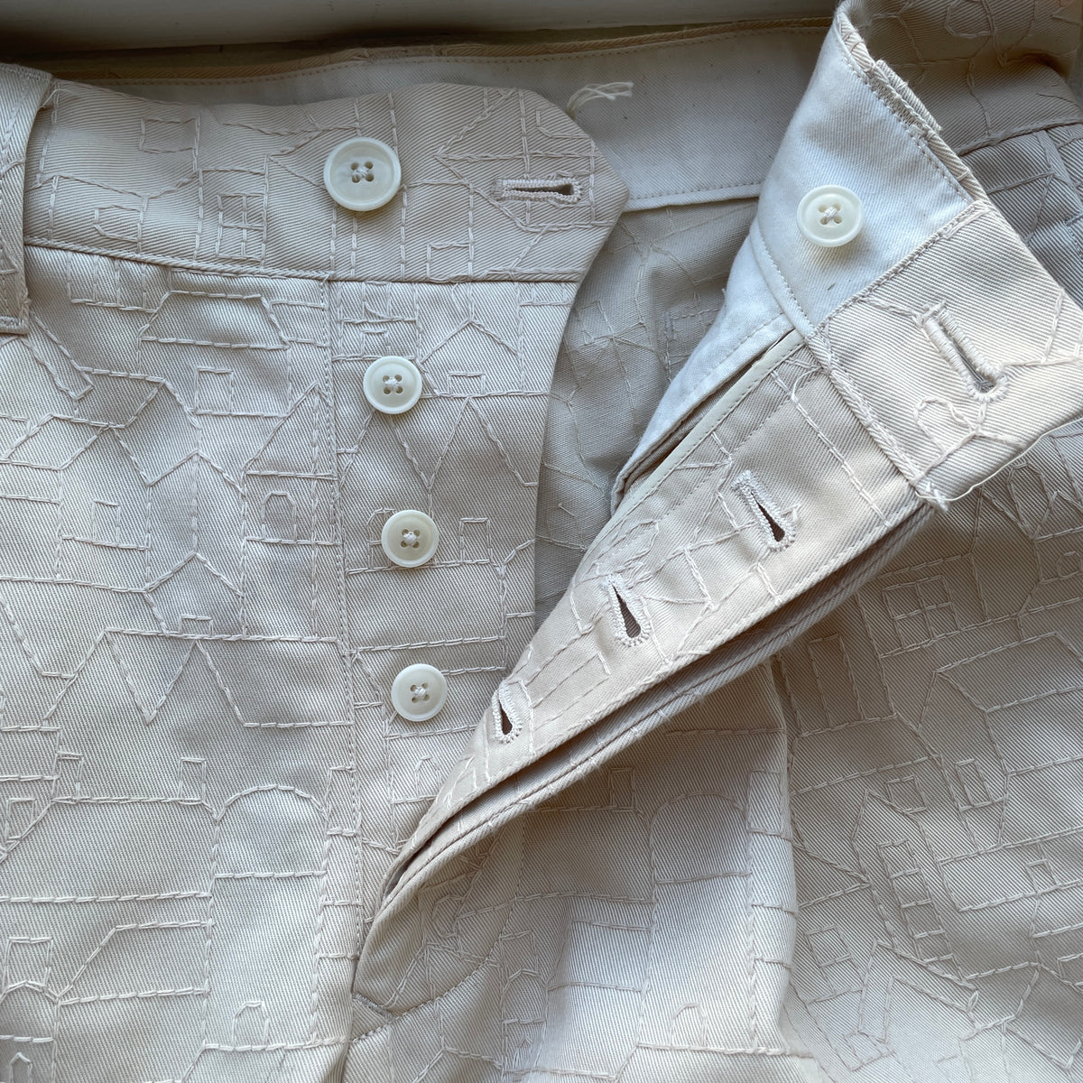 ASEEDONCLOUD【受注商品】//Townscape embroidery Robber trousers 271504
