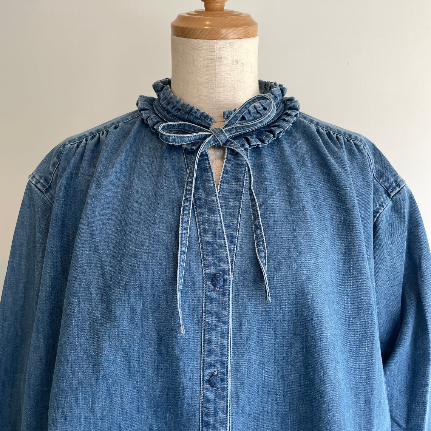 porter des boutons//タックカラーシャツ　P21-1-013