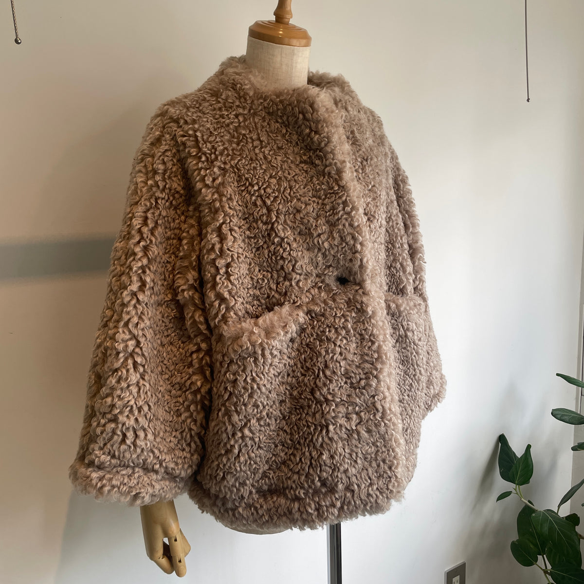 SI HIRAI//WIDE SLEEVE SHORT COAT  CHAW26-8015