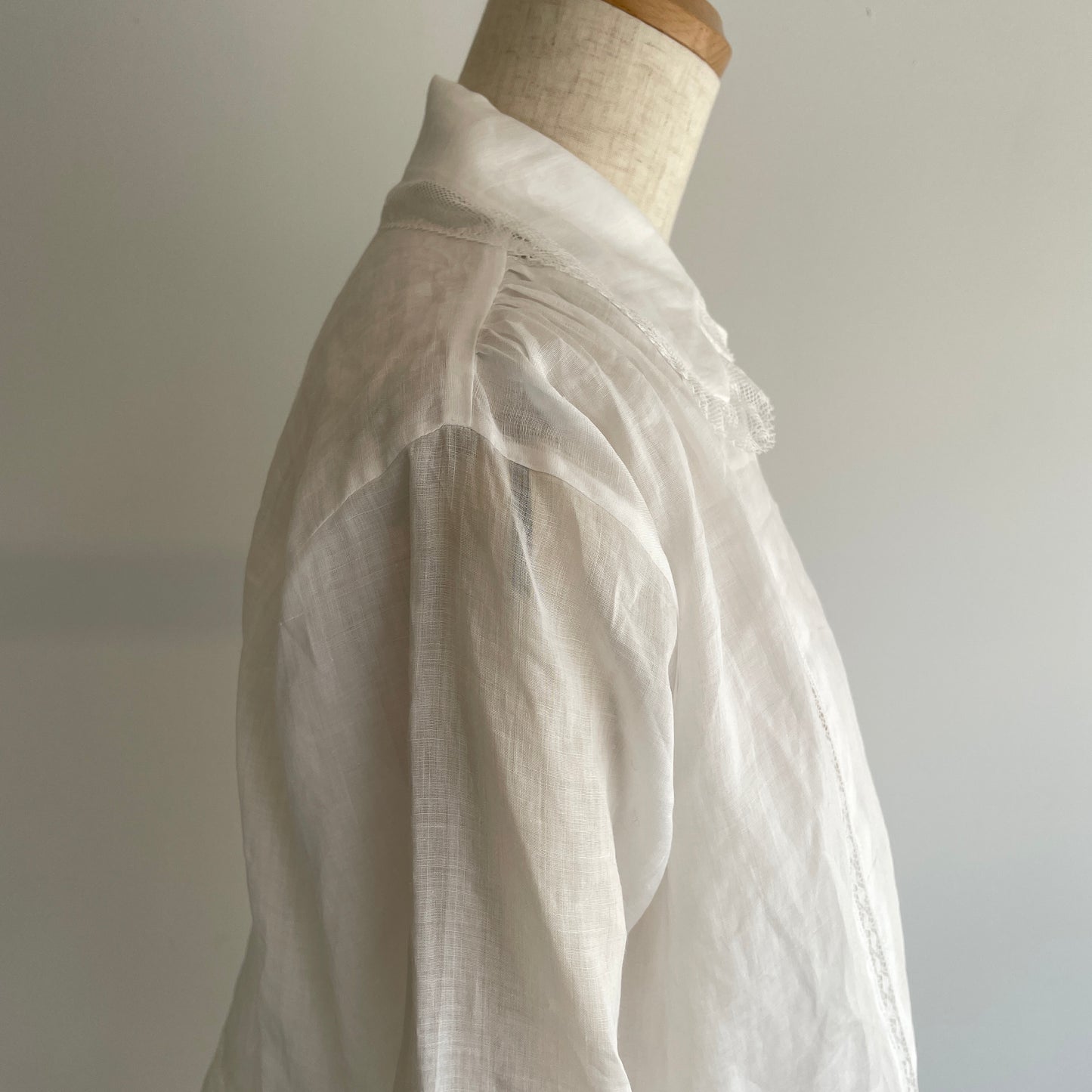 NATIVE VILLAGE//No.6 寂静 ロングスリーブレースブラウス　31261-06207