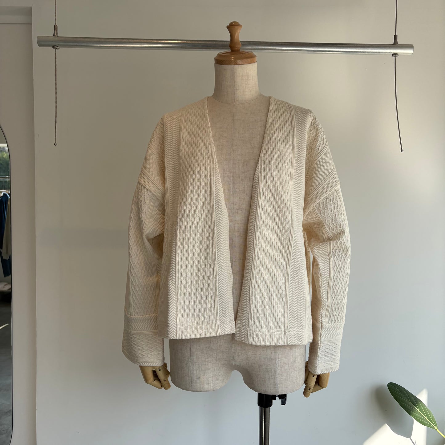 porter des boutons//マルチジャガードカーディガン　P-25068