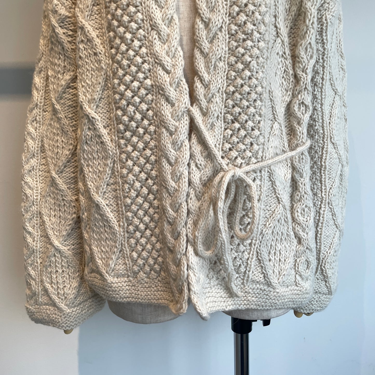 Heriter //hand aran cardigan H0-00-1002