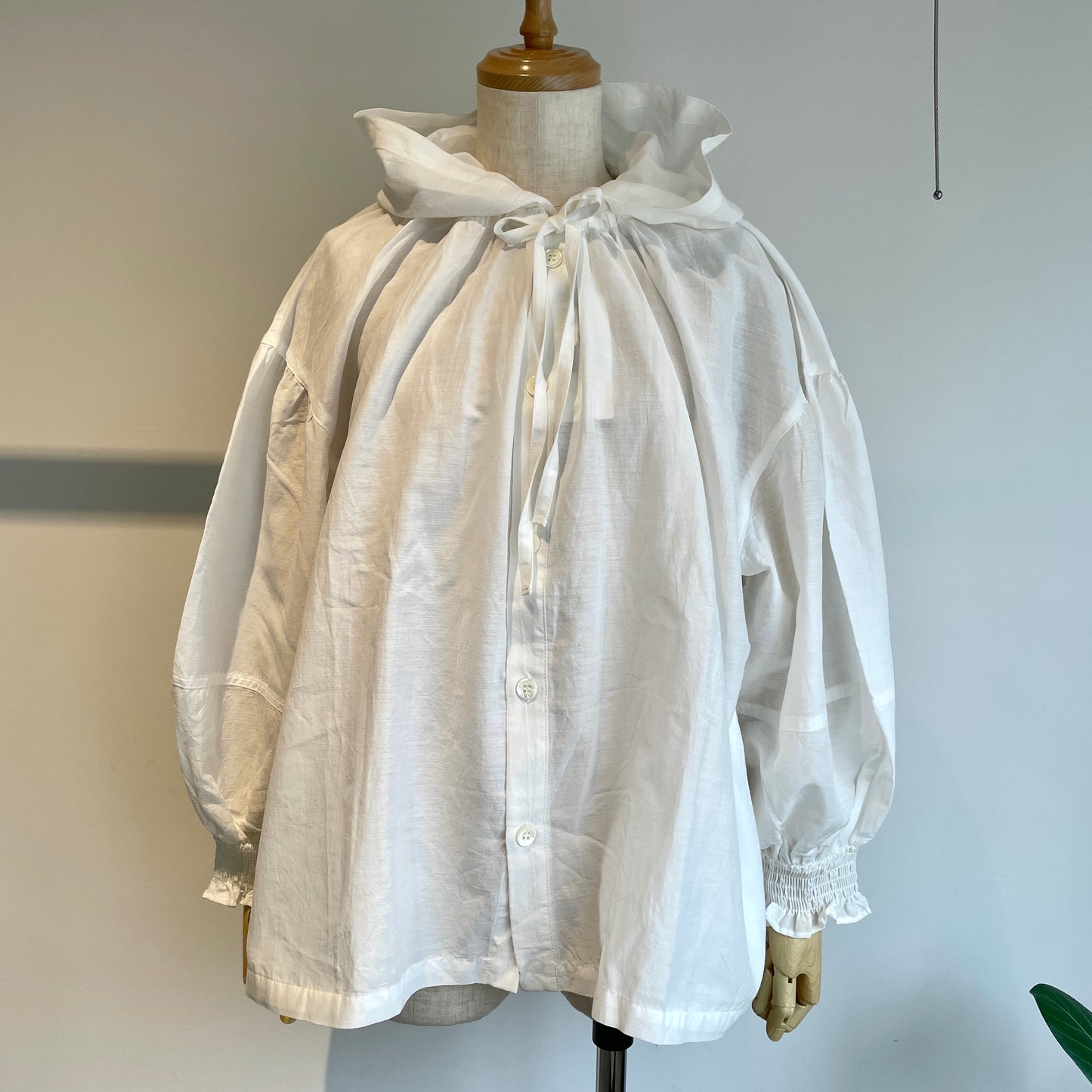 universaltissu //コットンキュプラリネン フーディー　US260BL034