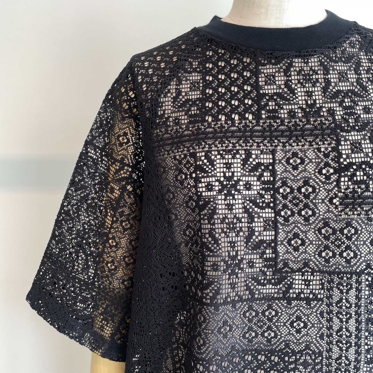 universaltissu//パッチワークレース スリットOP  TS250CT082