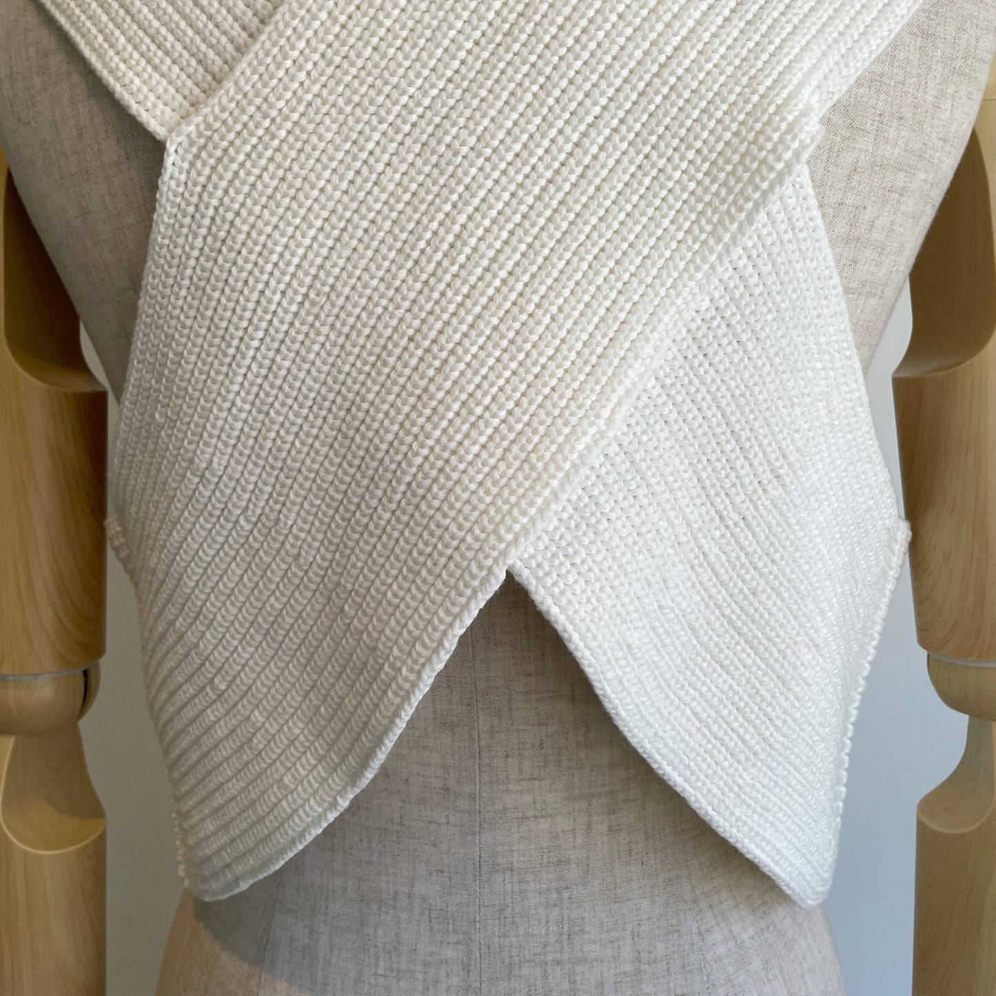 yuni//Cotton back cross ニットベスト　1701KN010262