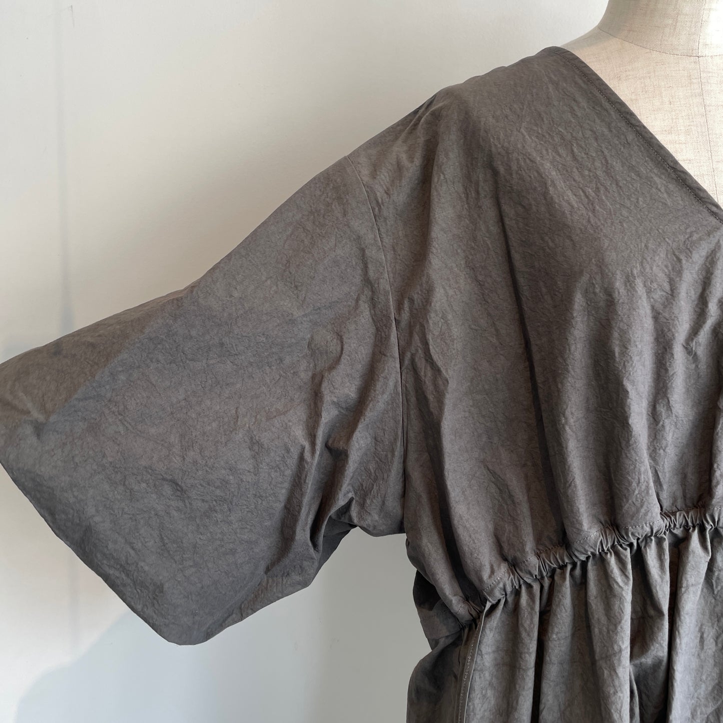 HAVERSACK//綿麻タイプライターVネックロングワンピース　652623