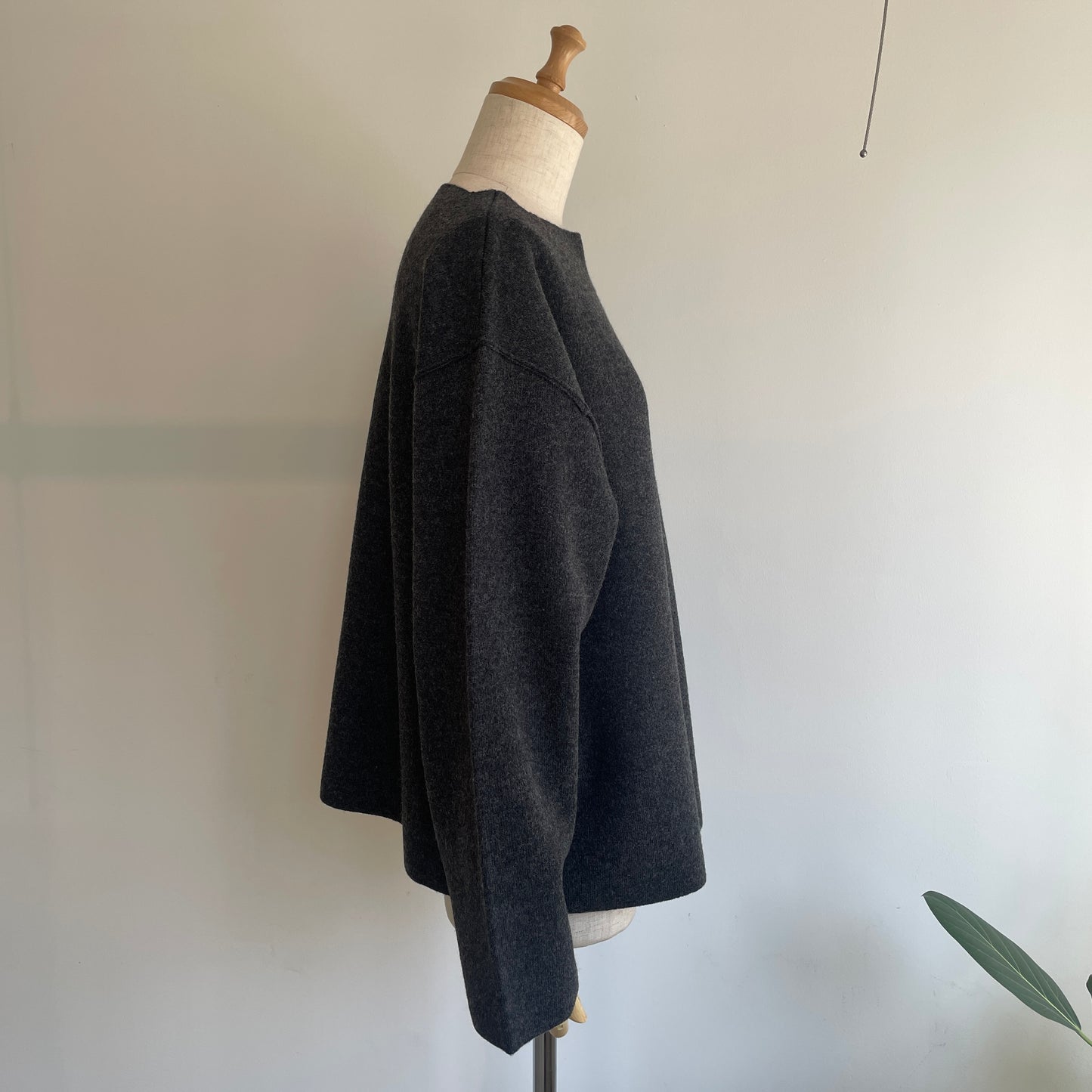 yuni //New England smooth
short PO 1701KN017252