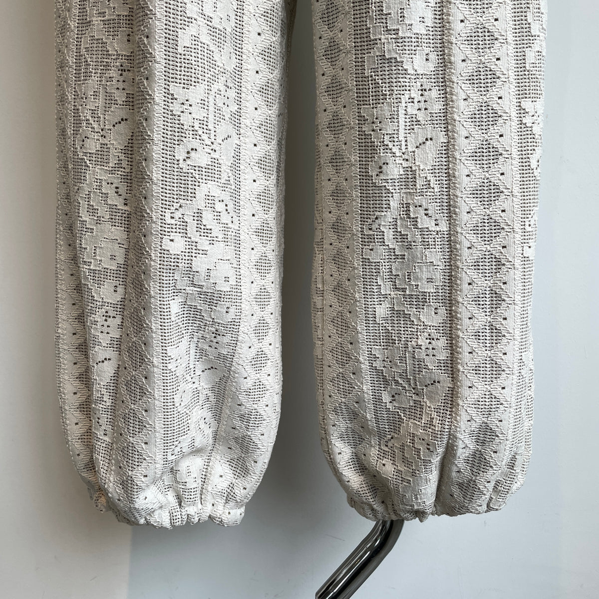 qiri//field flower lace ギャザーパンツ  6301PT008262