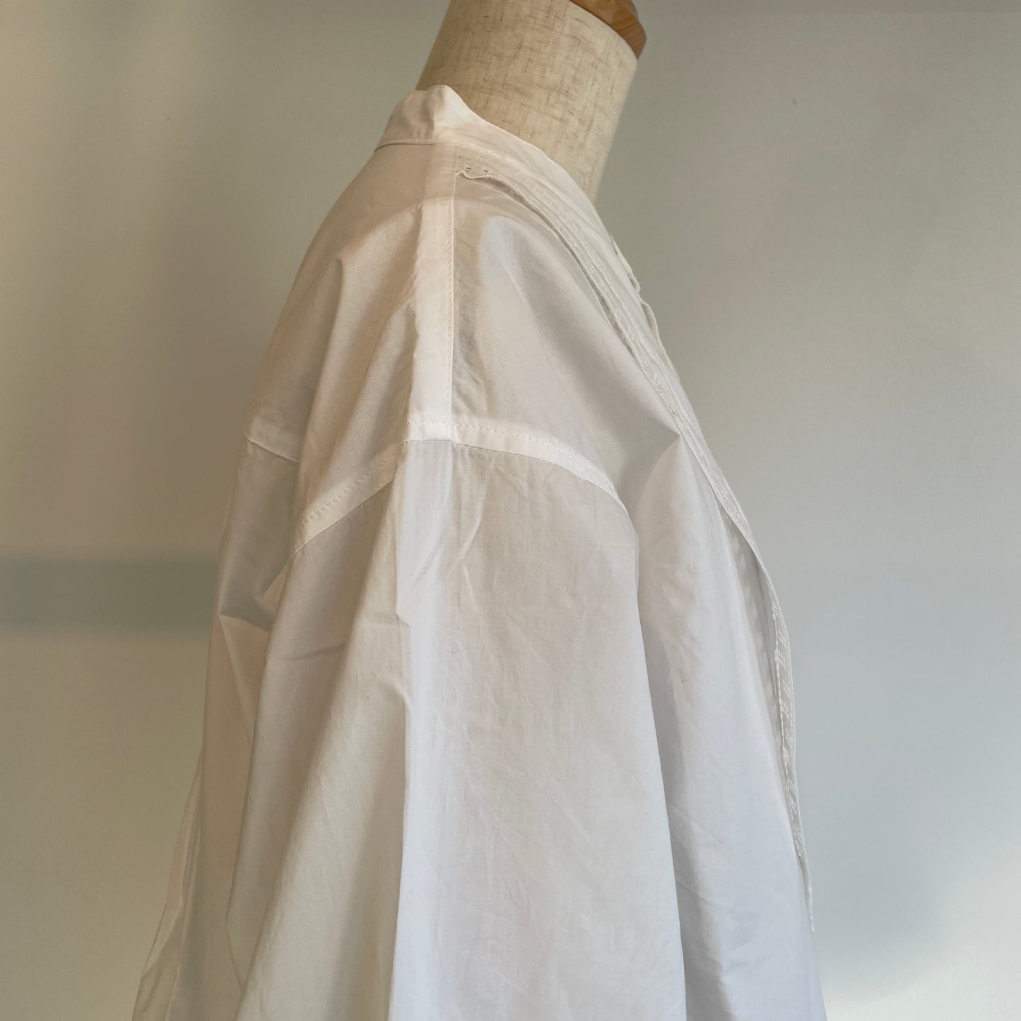 universaltissu//ナチュラルタイプライターイタリアンフィレレースヨークSH   US260SH036