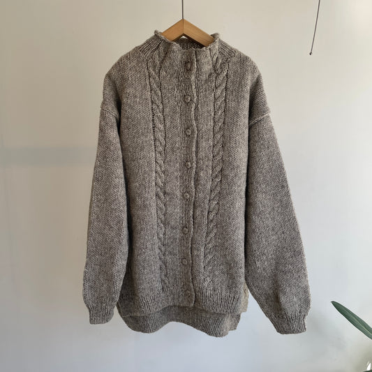 handsofcreation//ペルーローゲージニット家庭機 細ケーブルカーディガン　1540723