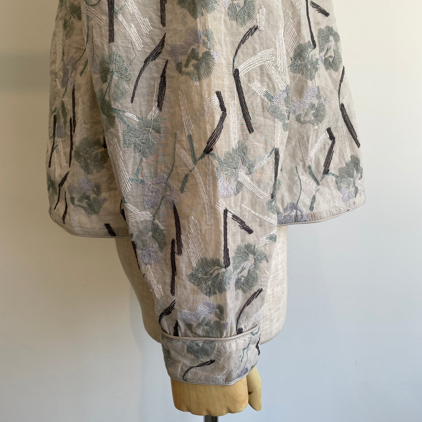 yuni//Cotton Nylon sheer blooming embroidery haori ブラウス 1701BL012262