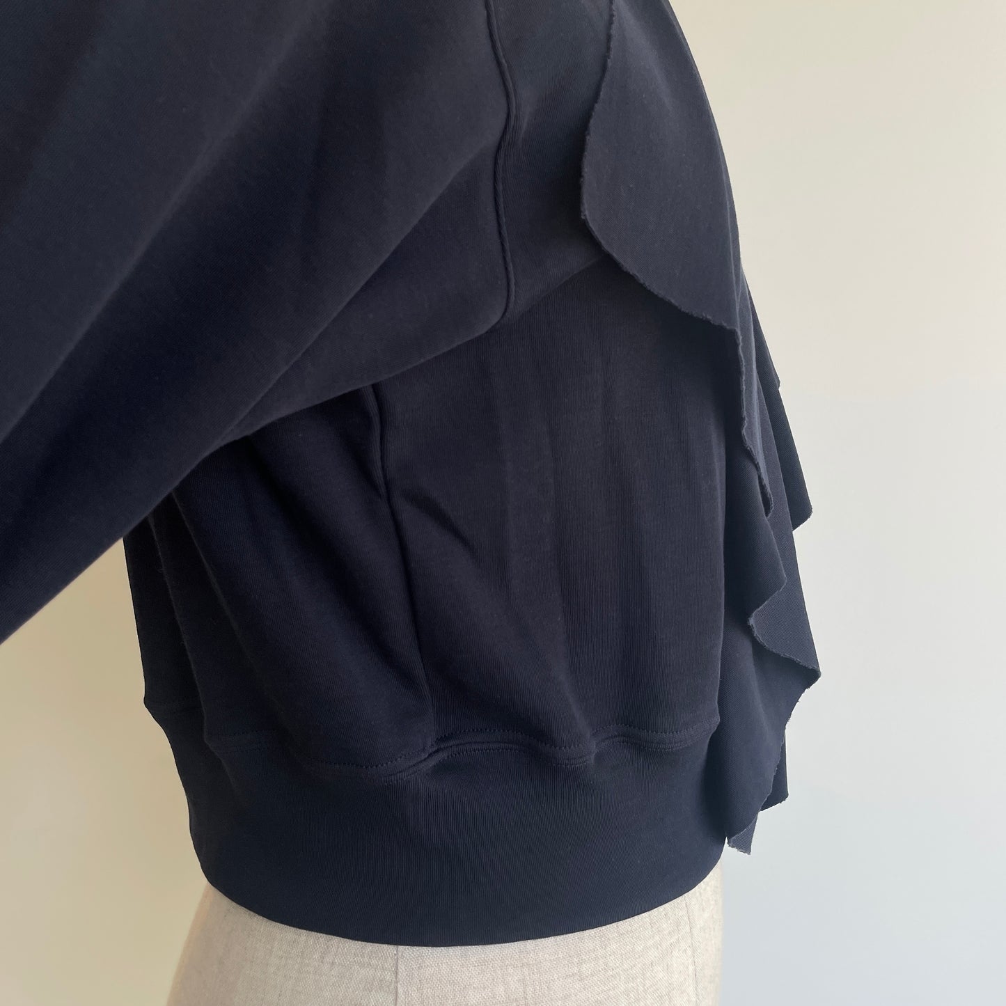 HAVERSACK //強撚スムースクルーネックフリルカーディガン　612600