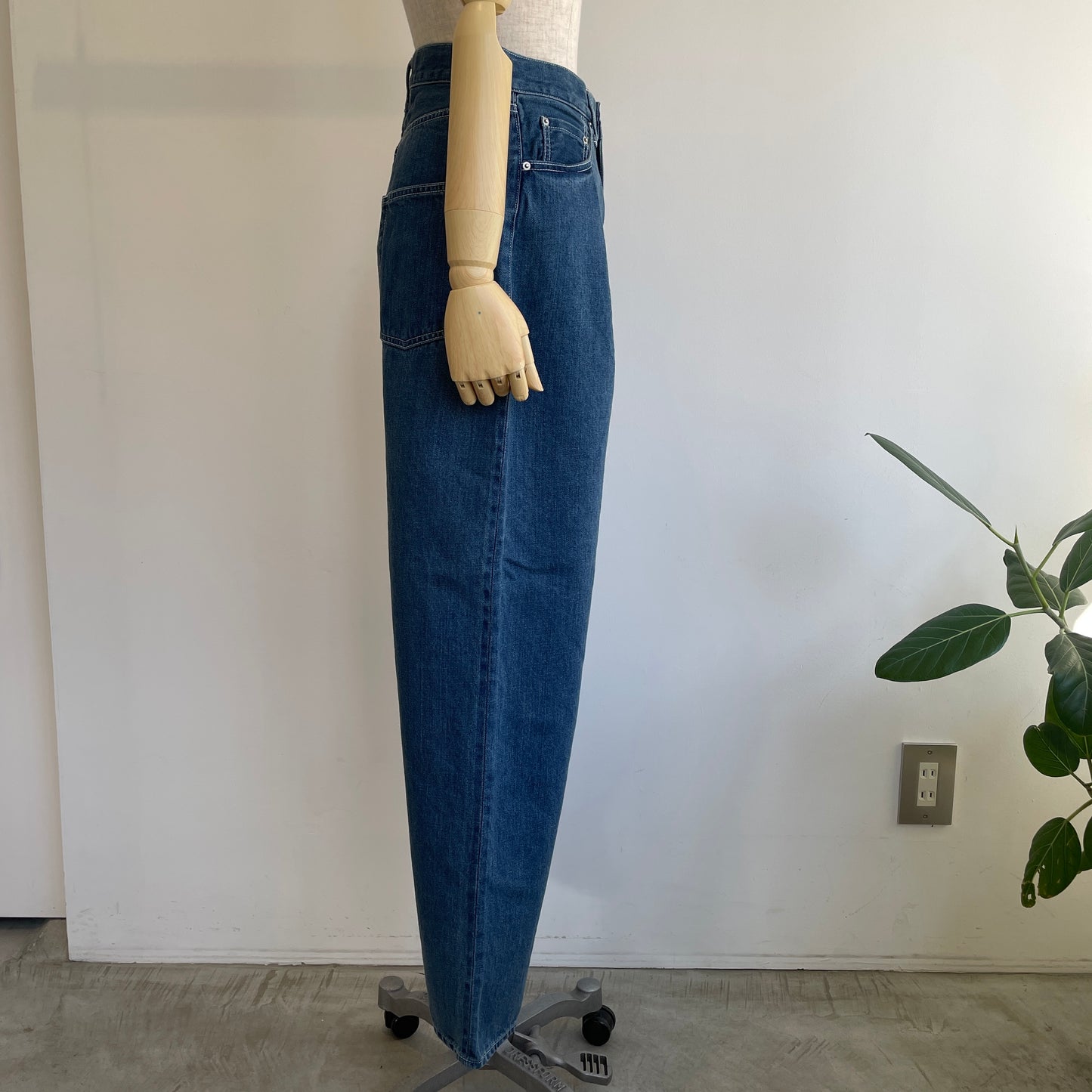 handsofcreation//C/Liデニムセルビッチテーパード5PKT パンツ　02440313