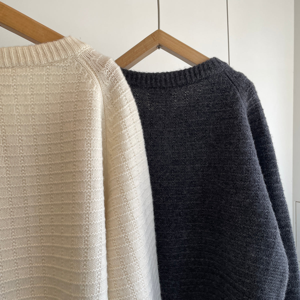 yuni//ウール / ハンド刺繍カーディガン　1701KN001262