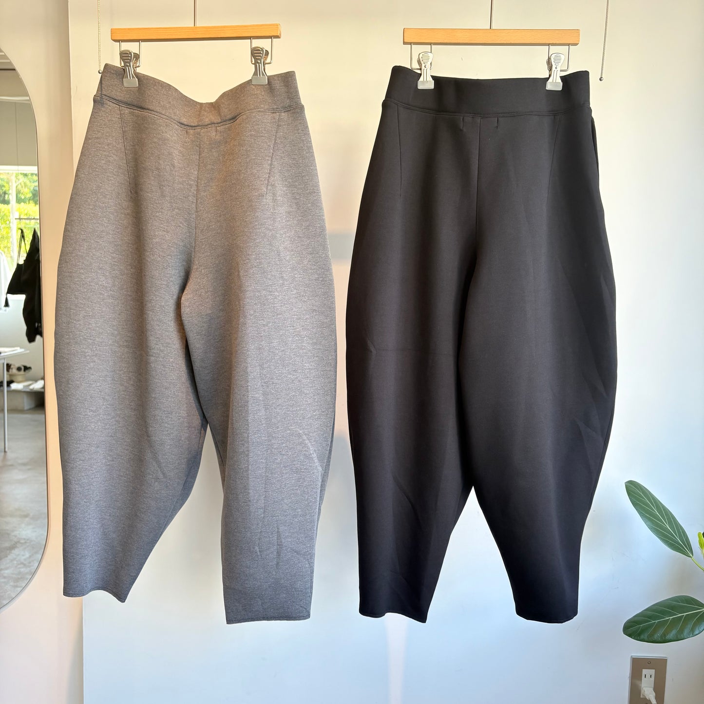 ALWEL//TUCKED PEG PANTS  AIR-3