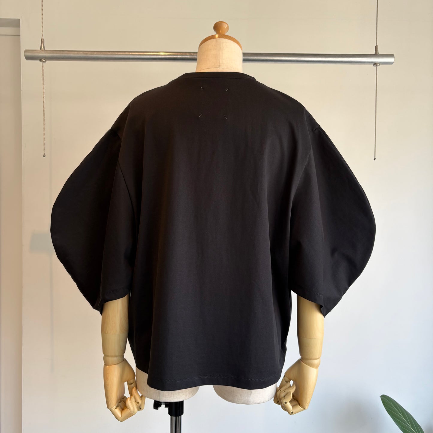 SI HIRAI//ROUND SLEEVE-T  CHSS26-7013