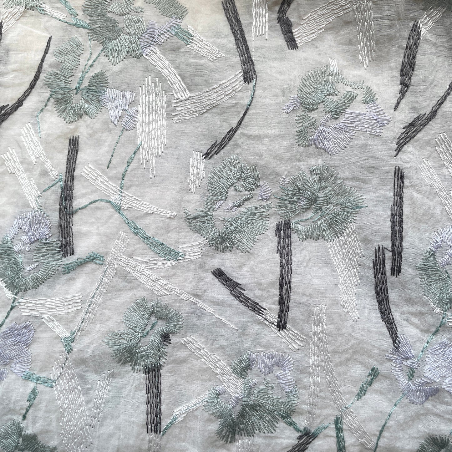 yuni//Cotton Nylon sheer blooming embroidery シャツ 1701BL011262