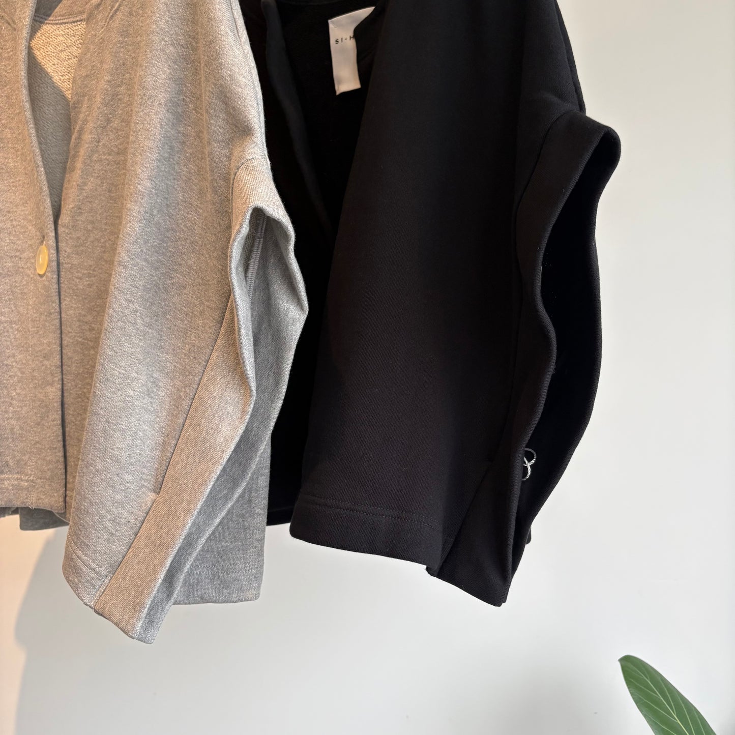 SI HIRAI//SHORT ROBE CHSS26-6011