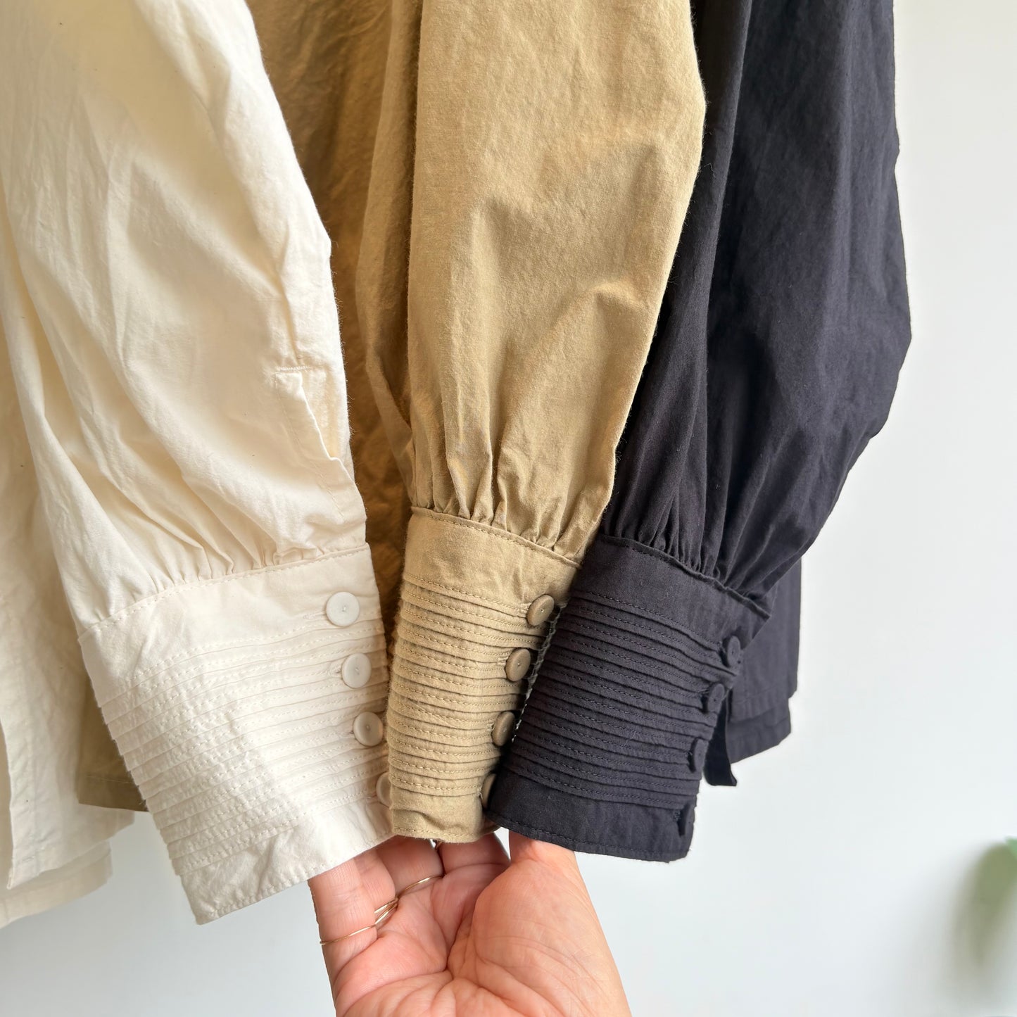 qiri//trapunto quilt collar ブラウス　6301BL007262