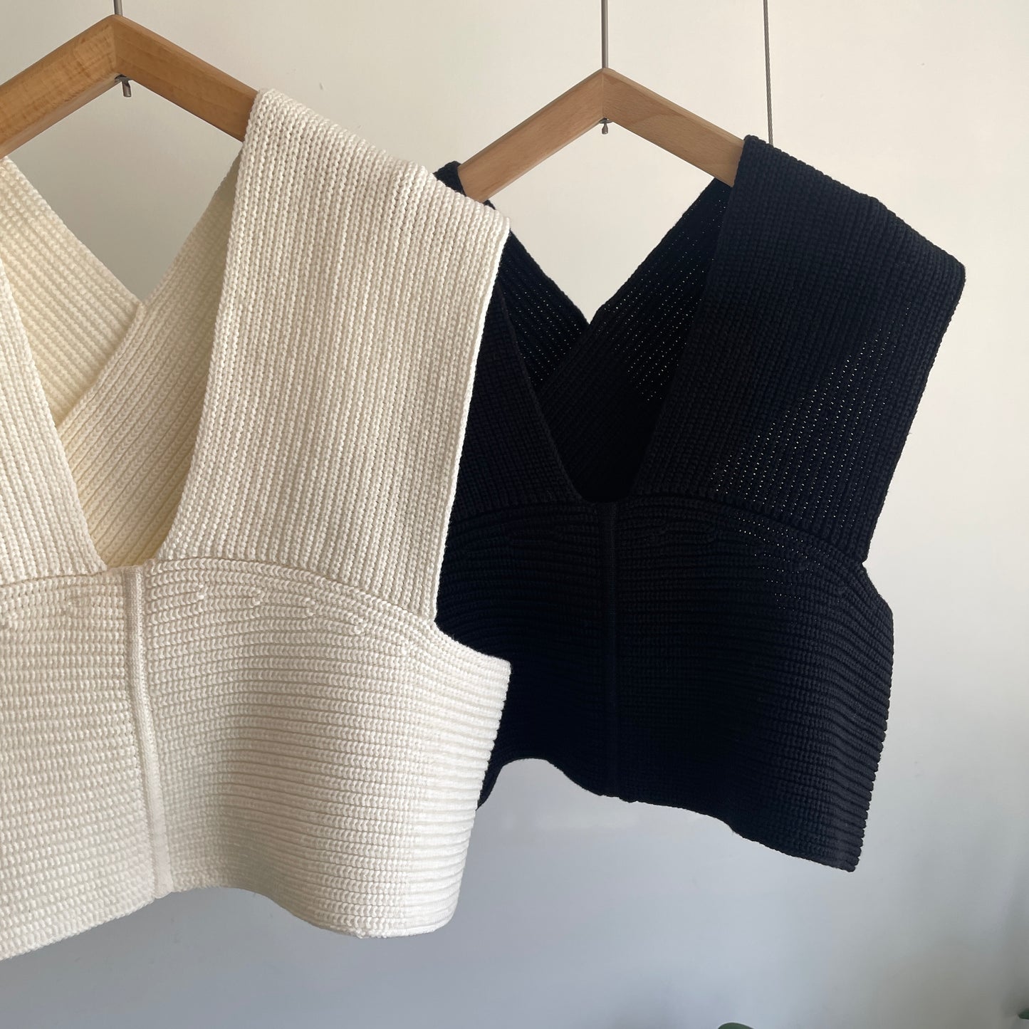 yuni//Cotton back cross ニットベスト　1701KN010262