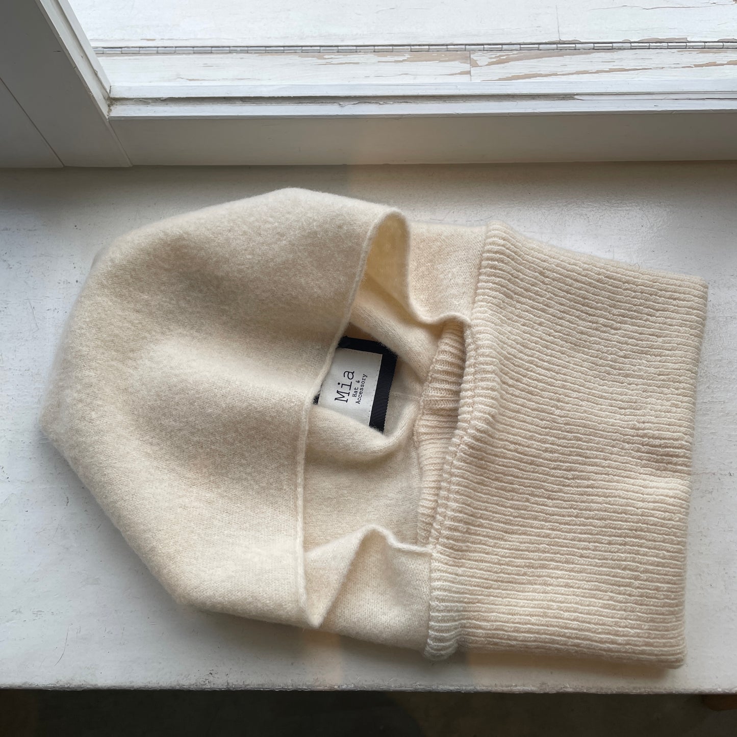 Mia Hat //wool Hood2559