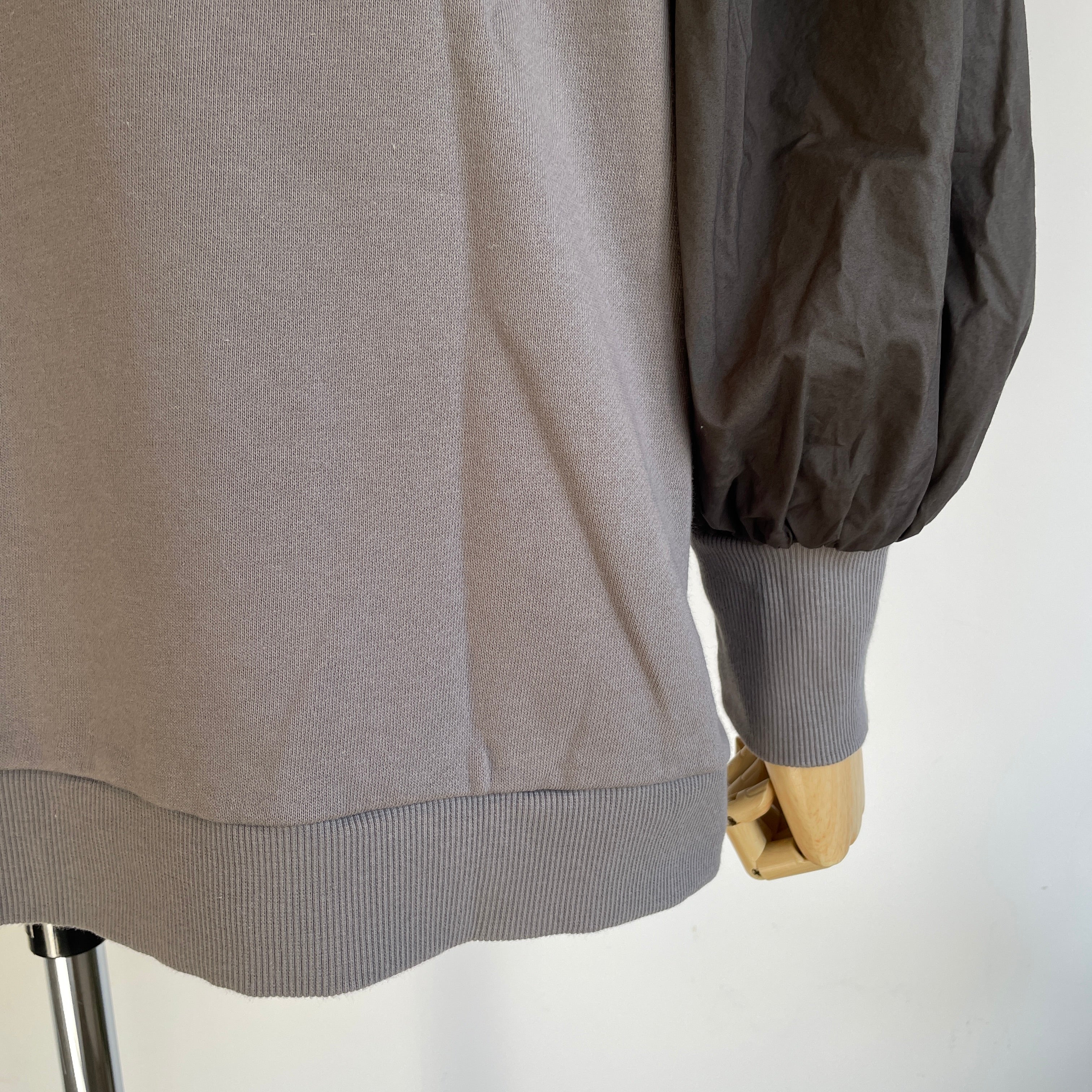 universaltissu//セントラル裏毛タイプライターコンボギャザーPO