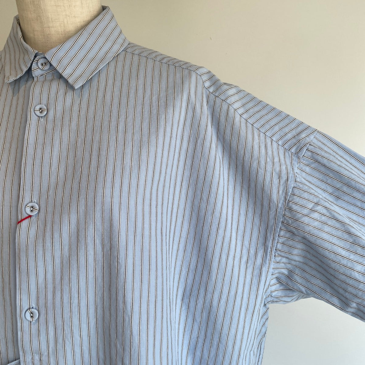 MarchAprilMay//param shirts パラムシャツ(バックオープンシャツ)