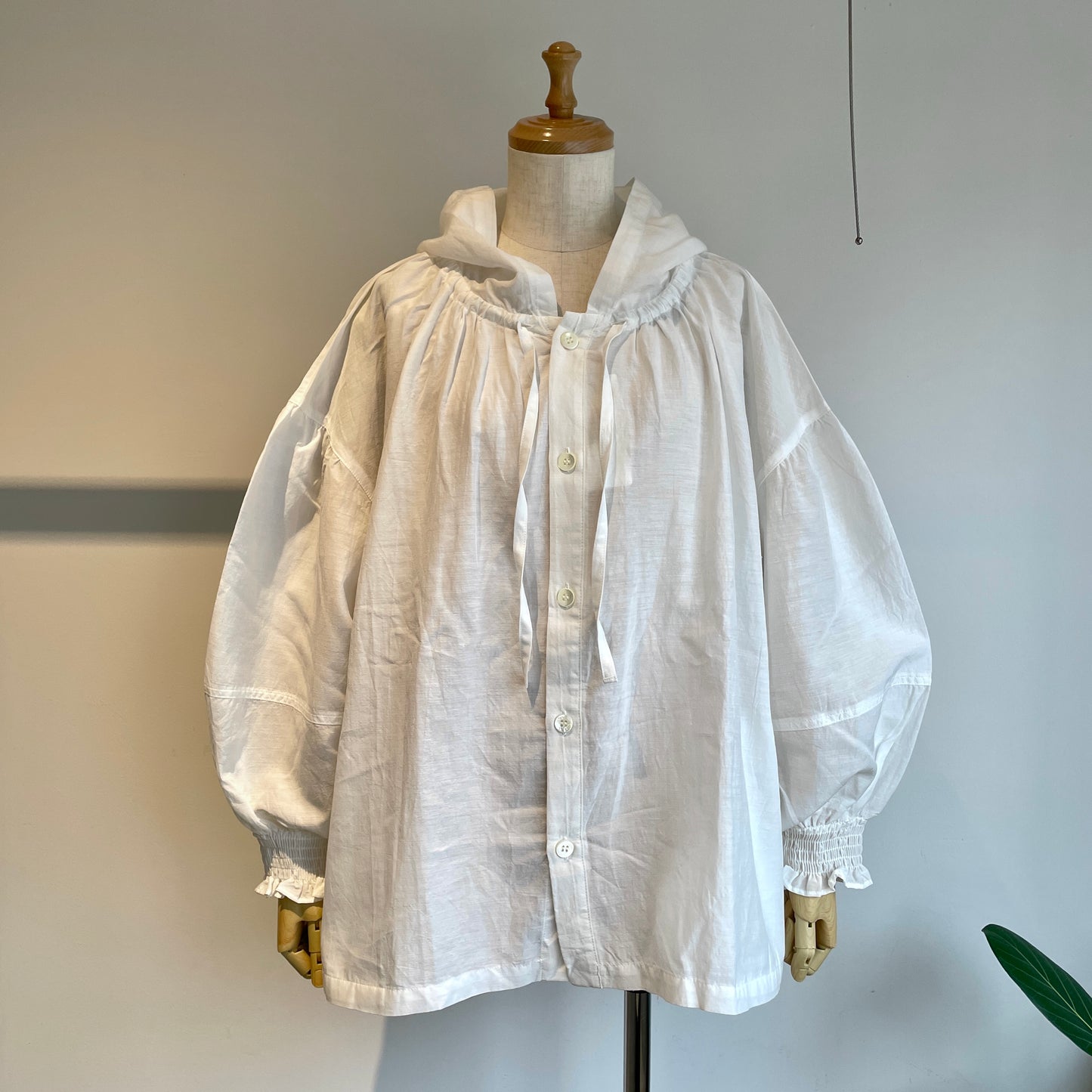 universaltissu //コットンキュプラリネン フーディー　US260BL034