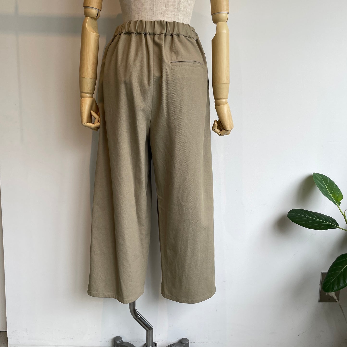 yuni//20/2強撚Cotton twill relax パンツ 1701PT005262