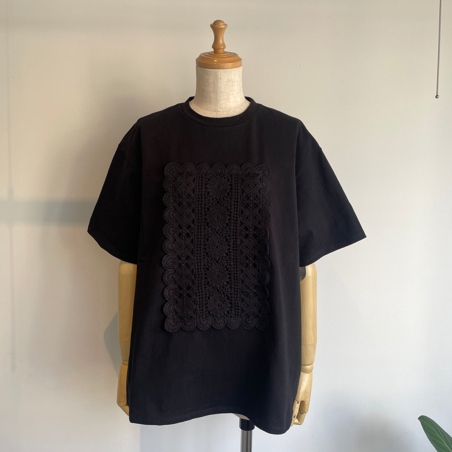 yuni//cotton Lace Tシャツ 1701CT011261