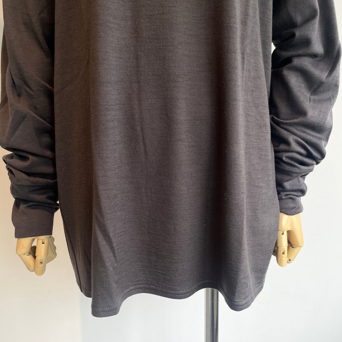 universaltissu//ウォッシャブルウール天竺 タートルネックPO TS233CT091