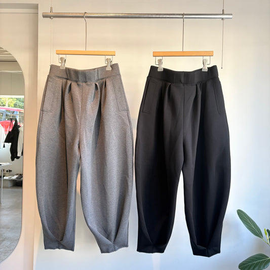 ALWEL//TUCKED PEG PANTS  AIR-3
