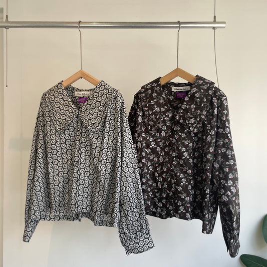 porterdesboutons//リバティフラットカラーフリルブラウス　P14-1-047