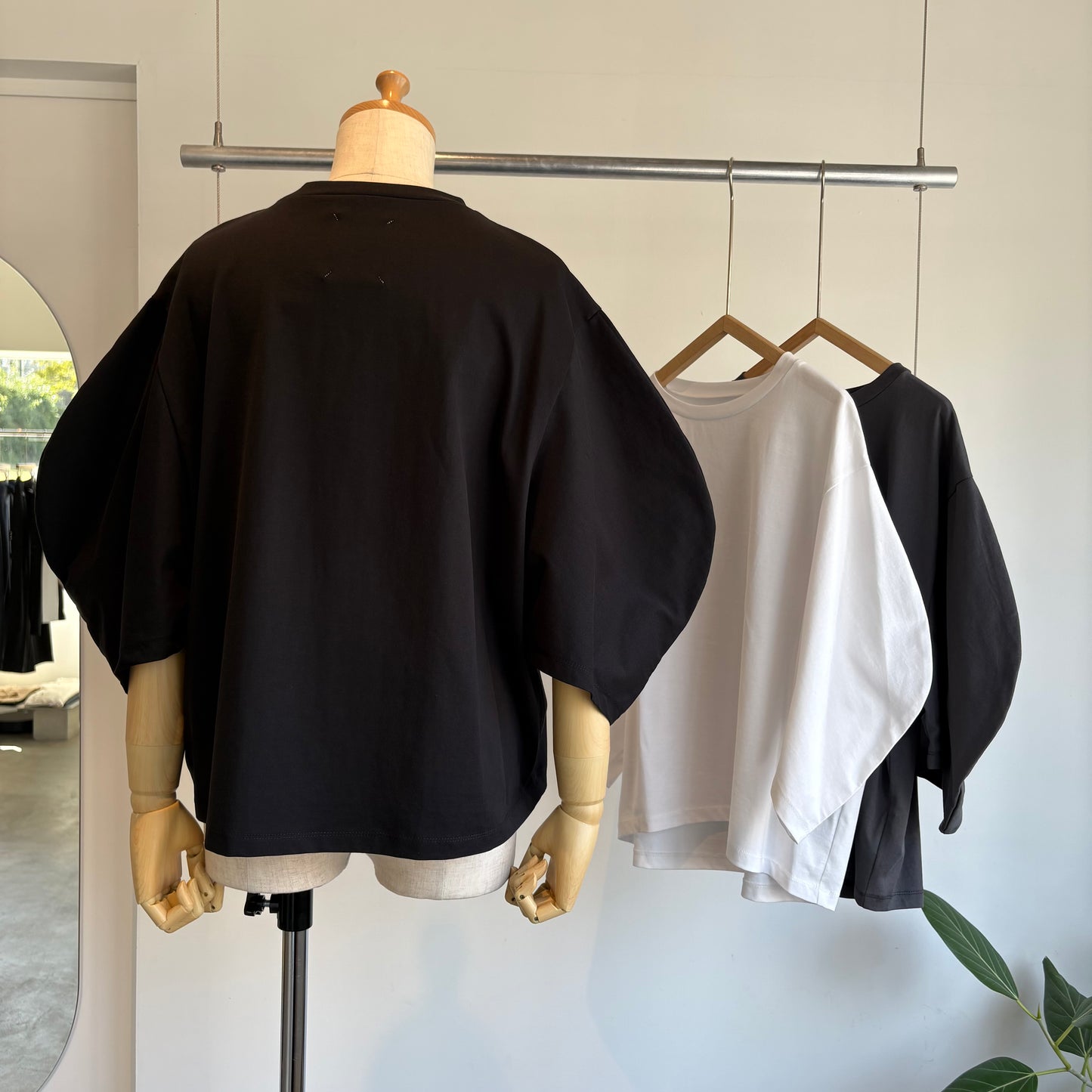 SI HIRAI//ROUND SLEEVE-T  CHSS26-7013