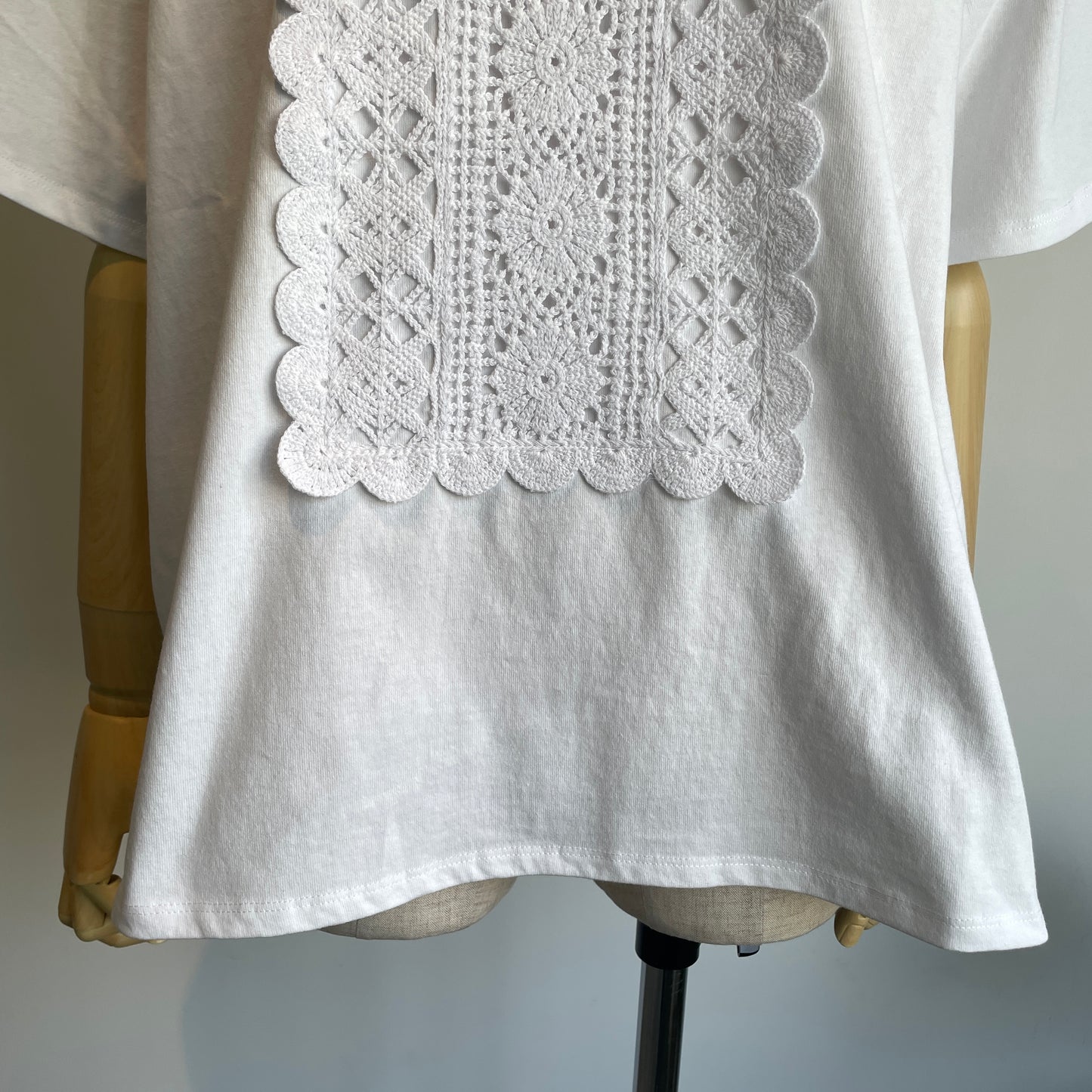 yuni//cotton Lace Tシャツ 1701CT011261
