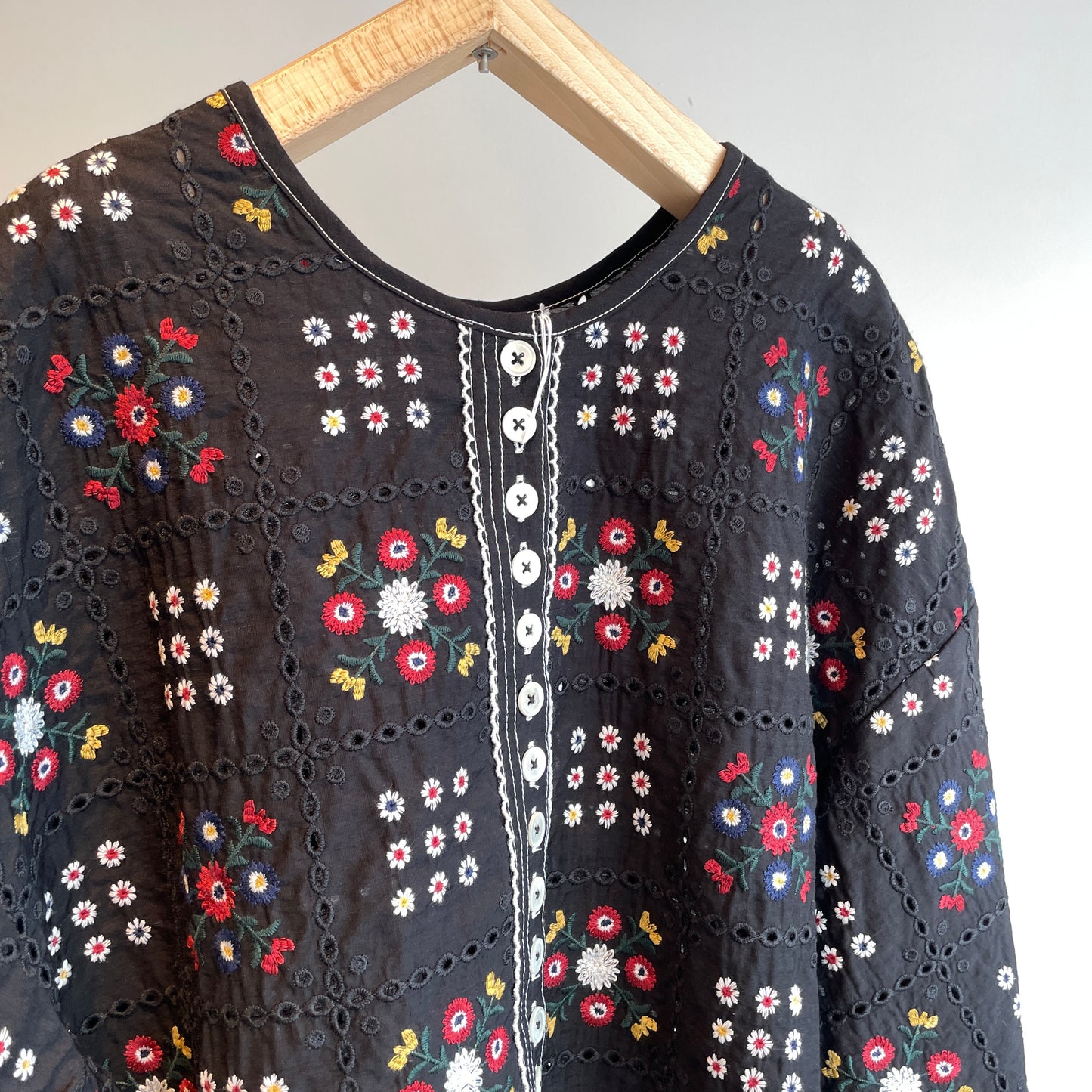 yuni//eyelet embroidely haori ブラウス　1701BL044251