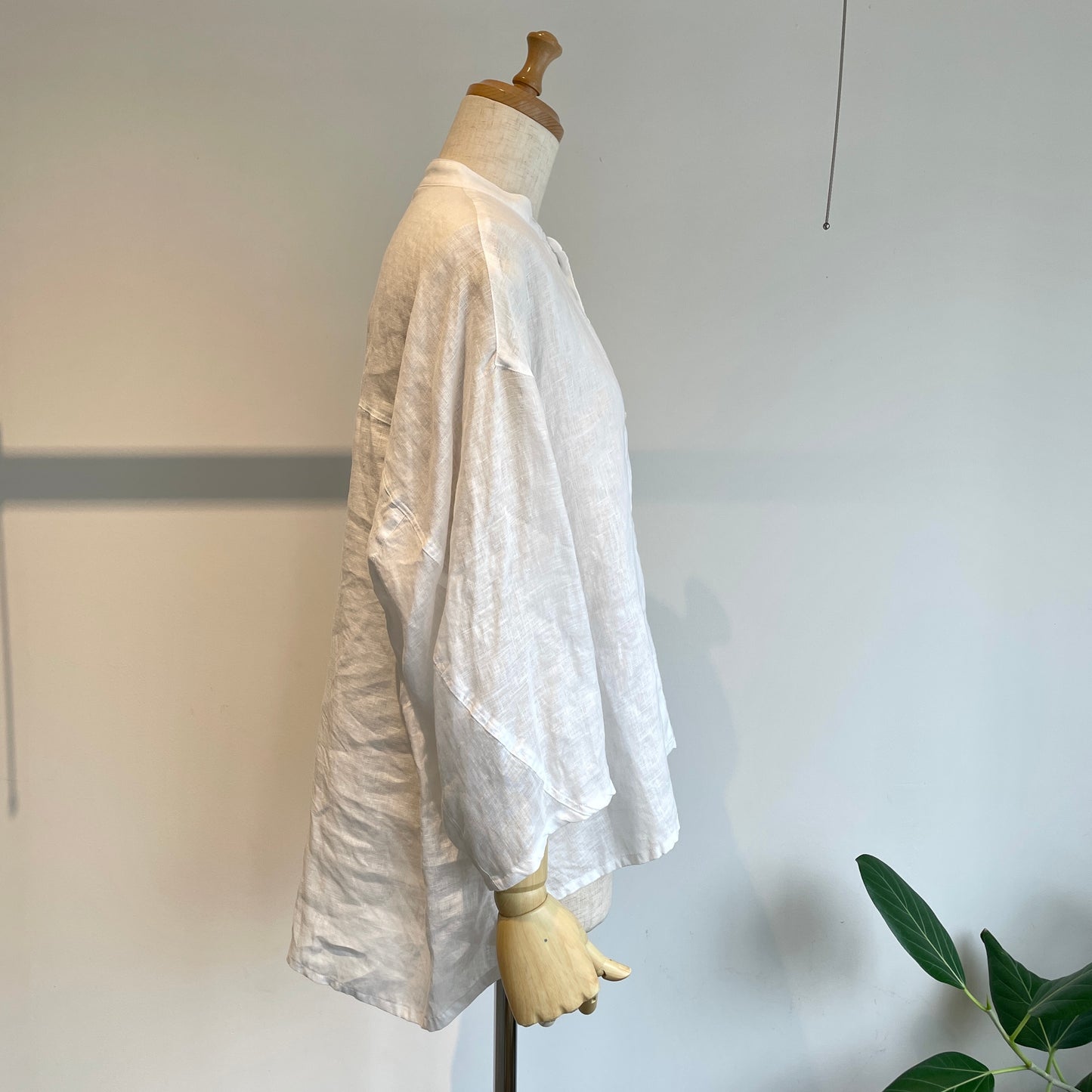 yuni//60/1 Linen cocoon sleeves BL 1701BL039261