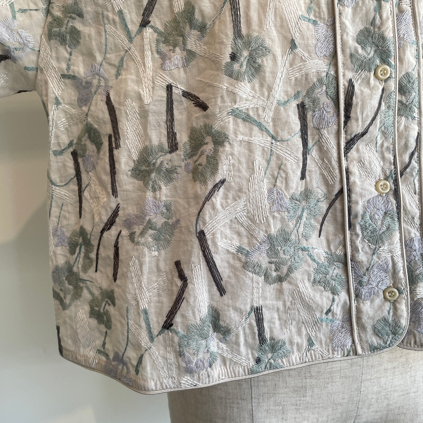 yuni//Cotton Nylon sheer blooming embroidery haori ブラウス 1701BL012262