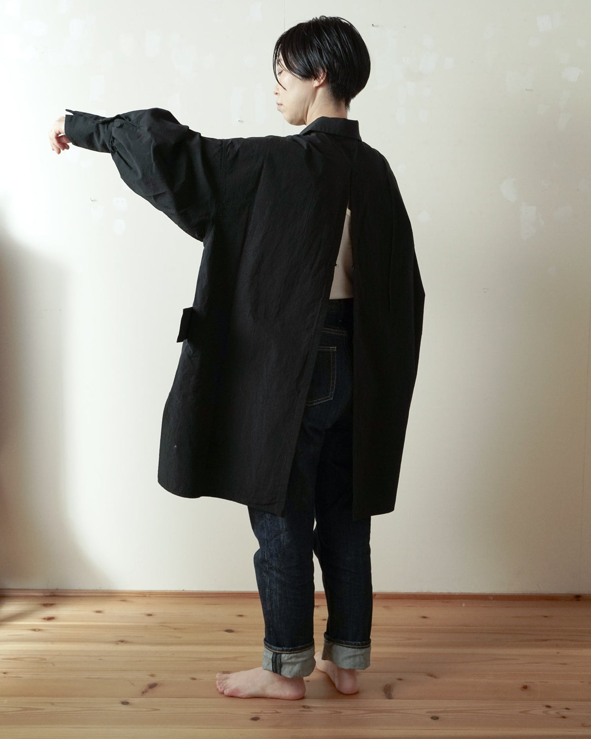 MarchAprilMay//param shirts パラムシャツ(バックオープンシャツ)