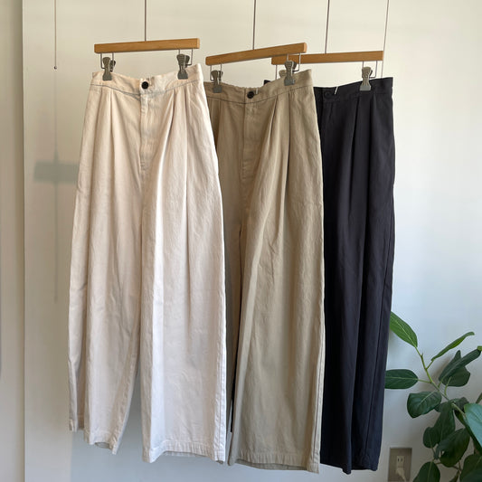 yuni //強撚コットンハイウエストコクーンパンツ　1701PT002252