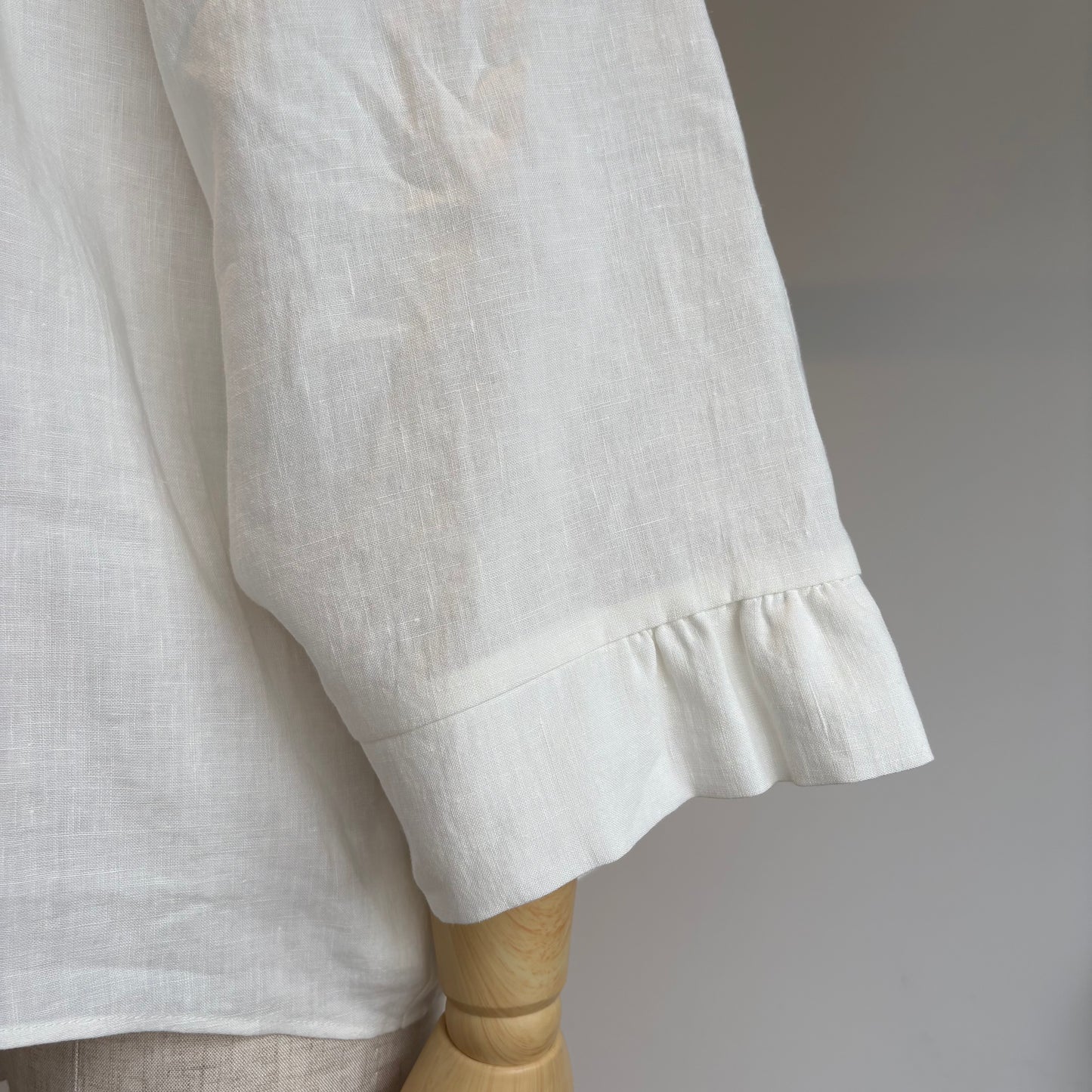 SI-HIRAI// WIDE SLEEVE TACブラウス　CHSS26-7008 FL