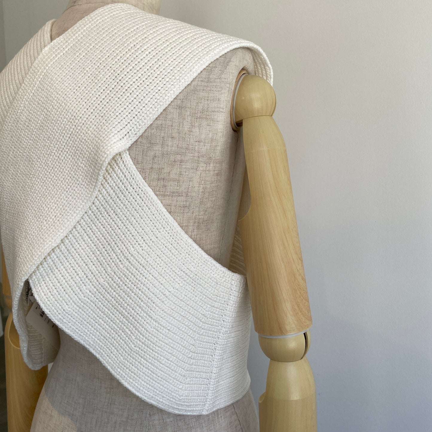 yuni//Cotton back cross ニットベスト　1701KN010262