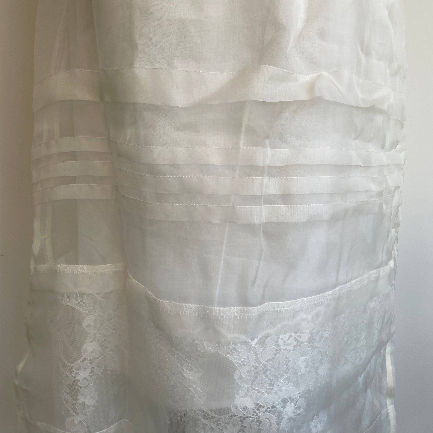 heriter//silk organdy skirt
H2-26-4002