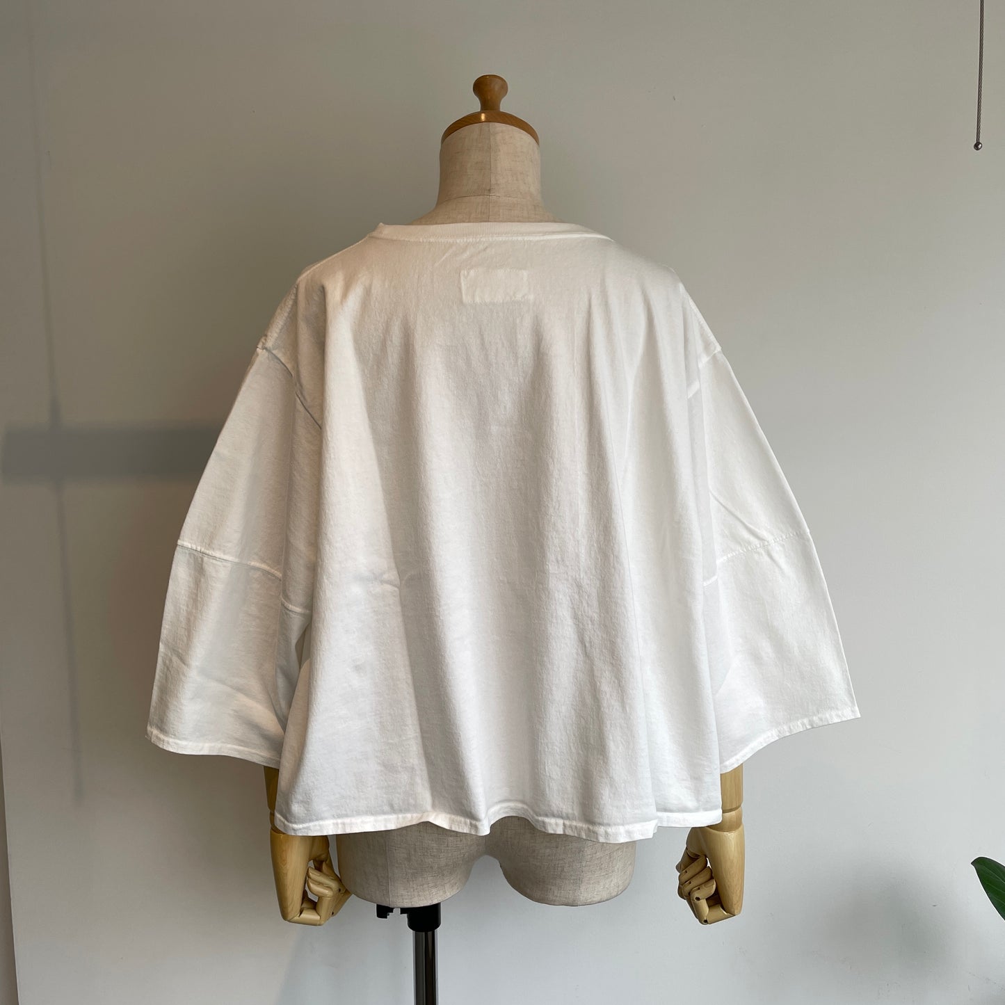 handsofcreation //USA18/-天竺ショート丈ゆるフレアT 01610806