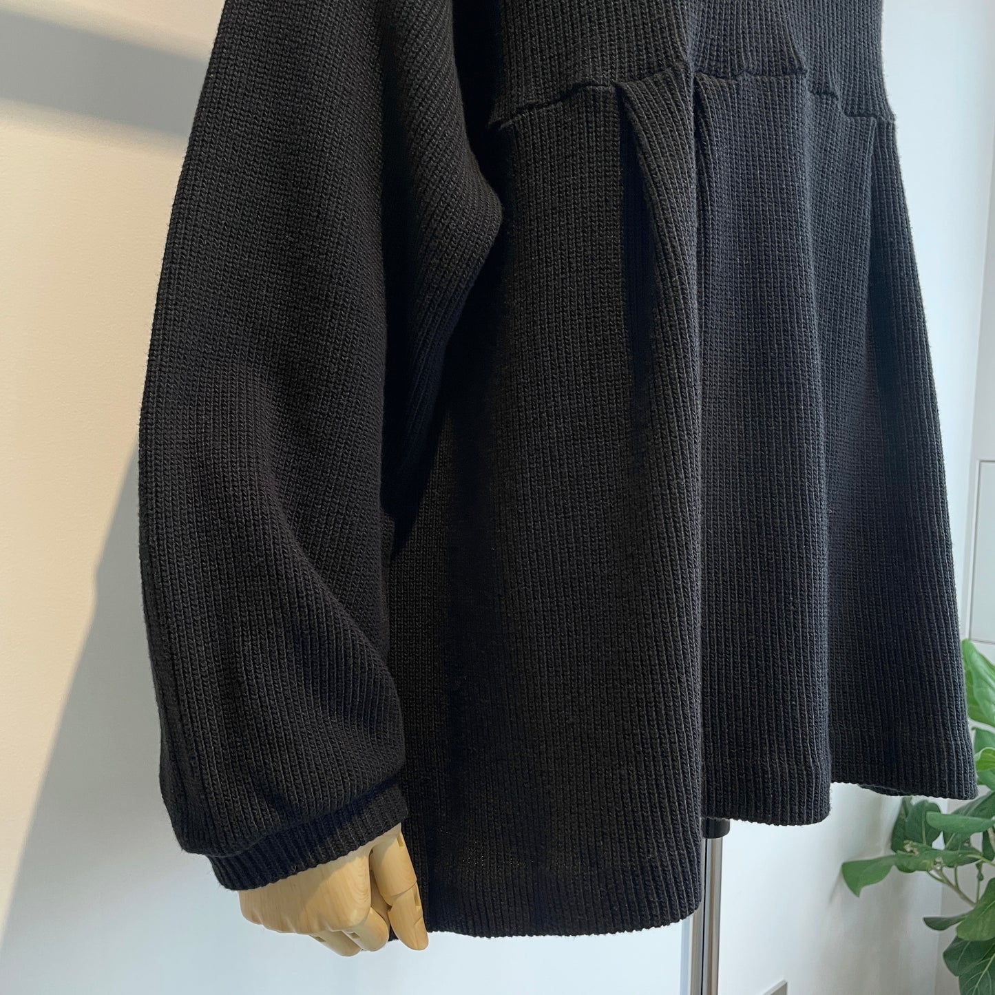 universaltissu//リブニット タックプルオーバー　US250CT003